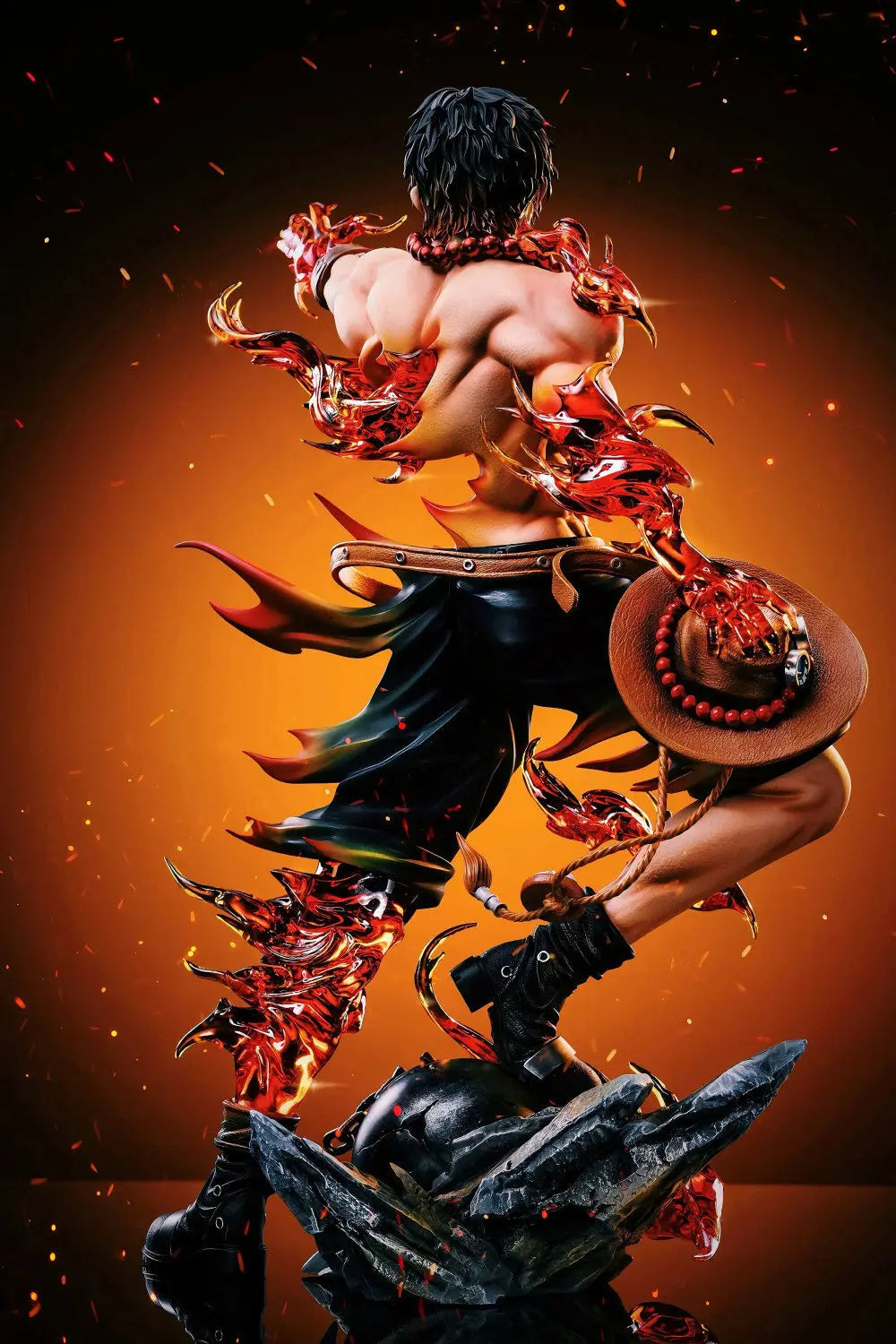 Statue One Piece - Portgas D. Ace (Effets de Flammes Intenses)