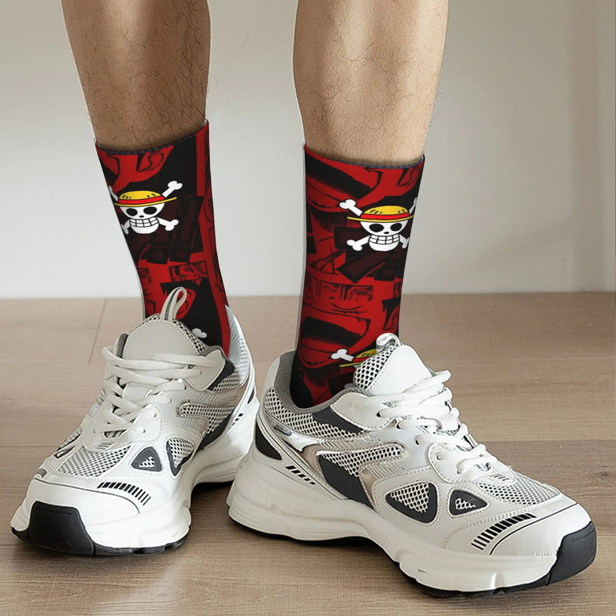 Calcetines hasta la rodilla de One Piece - Patrón Jolly Roger y Wanted (rojo)