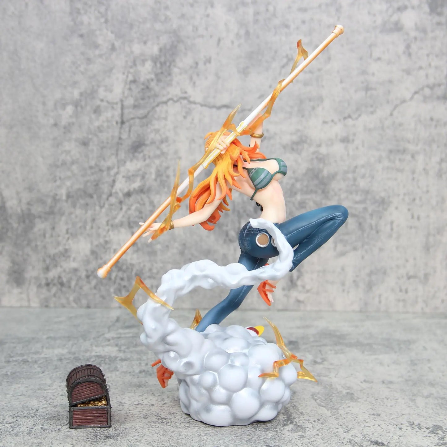 Figura coleccionable de One Piece - Nami 32 cm (Edición limitada con caja)