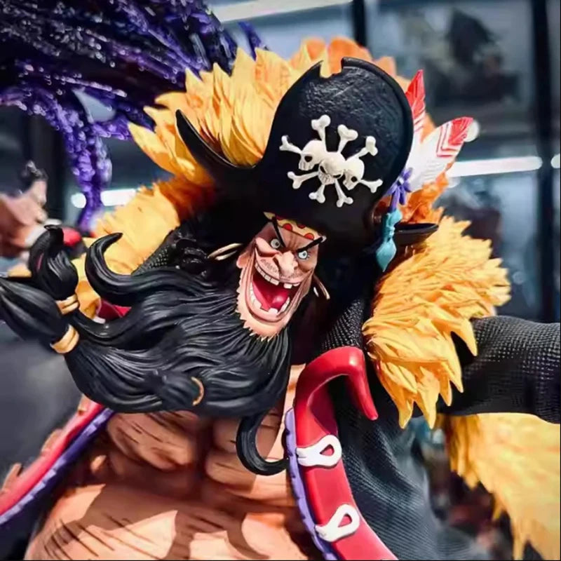 Figura de One Piece - Kaido de las Cien Bestias (Forma de Combate Híbrida)