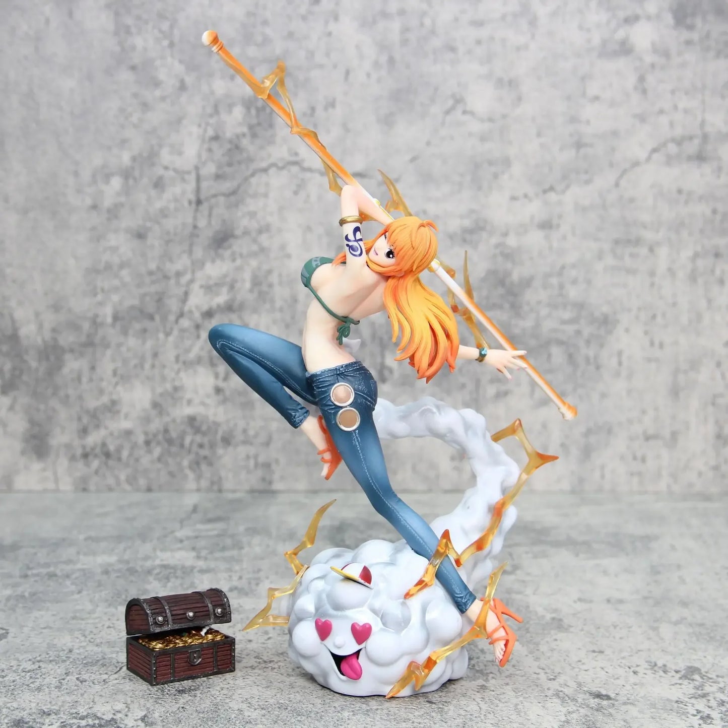 Figura coleccionable de One Piece - Nami 32 cm (Edición limitada con caja)