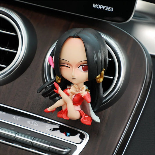 Accessoire Auto One Piece - Figurine Boa Hancock pour Grille d'Aération